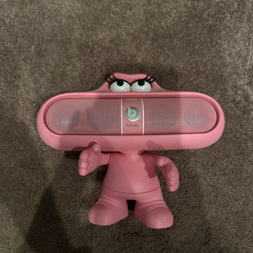 Nicki Minaj Pink beats pill